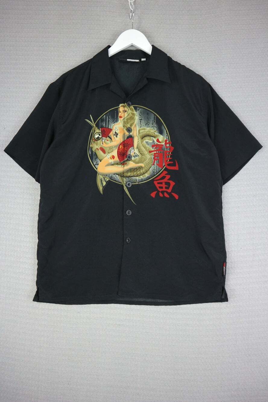 Player Black Pin Up Girl Asian Kanji Graphic Short Sleeve Button Up Shirt Size S